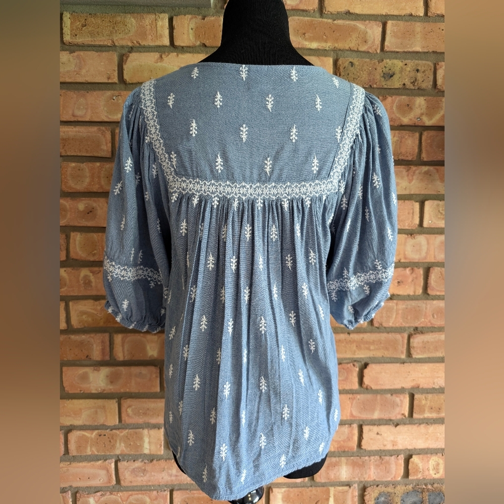 Old Navy Embroidered Peasant Top - Chambray Blue - Picture 6 of 8